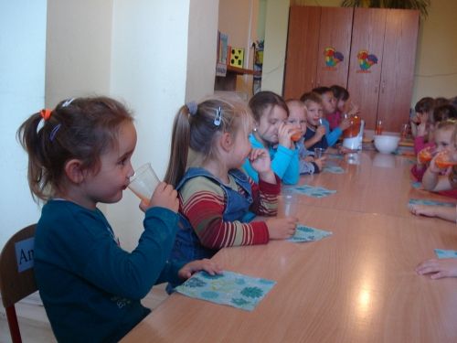 Grafika #31: Jesień na działce