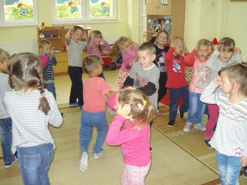 Grafika #7: Jesień na działce