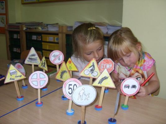 Grafika #2: Bezpieczna droga do przedszkola