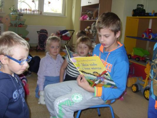 Grafika #7: CAŁA POLSKA CZYTA DZIECIOM