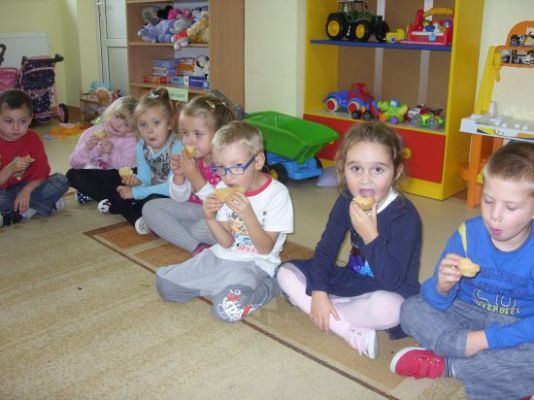 Grafika #8: Pieczemy babeczki