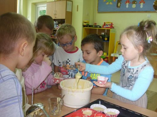 Grafika #0: Pieczemy babeczki