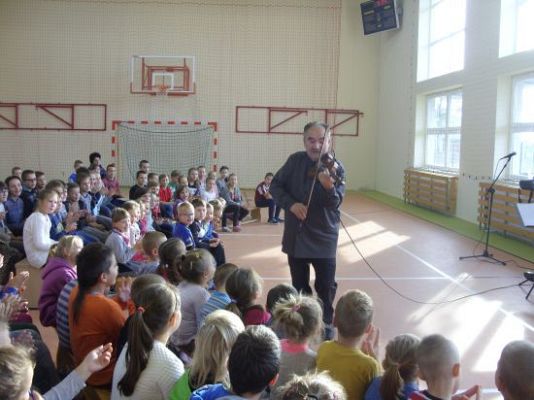 Grafika #2: Koncert zespołu Focus