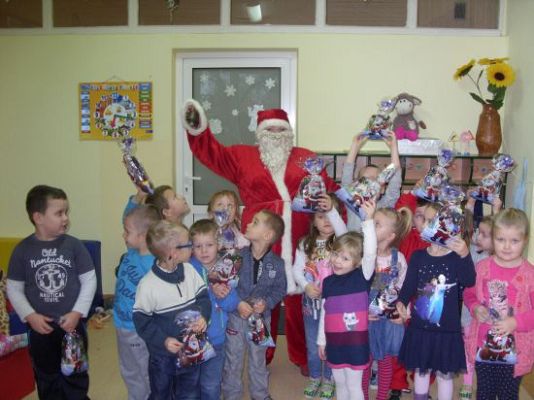 Grafika #0: Mikołajkowy Dzień