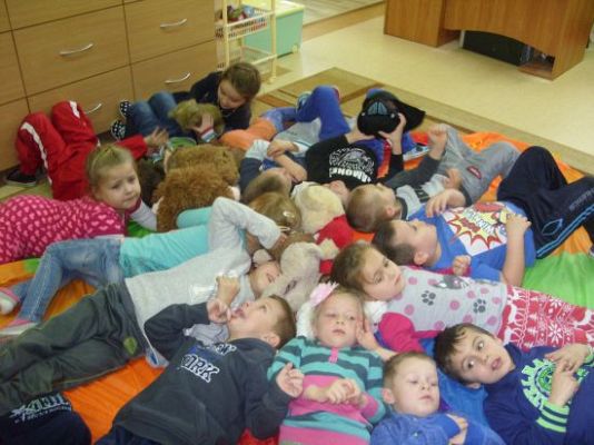 Grafika #7: Święto Pluszowego Misia w przedszkolu