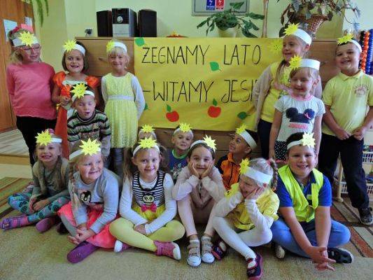 Grafika #1: ŻEGNAMY LATO – WITAMY JESIEŃ