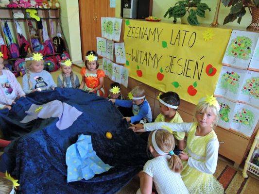 Grafika #5: ŻEGNAMY LATO – WITAMY JESIEŃ