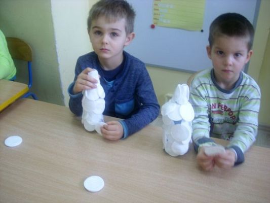 Grafika #2: Zimowe zabawy