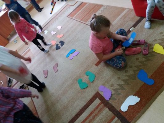 Grafika #8: Każdy dzień to nowa przygoda