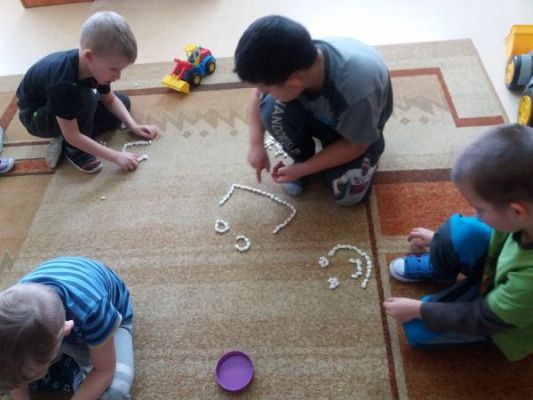 Grafika #3: Lekcja szacunku z magicznymi fasolkami