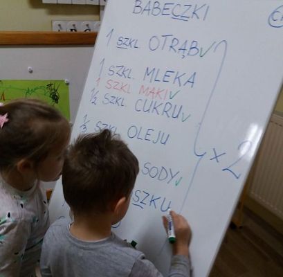 Grafika #8: "Gorączka przedświąteczna" i wigilia w oddziale przedszkolnym