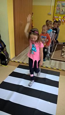 Grafika #2: Znamy przepisy ruchu drogowego!