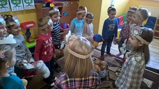 Grafika #4: Dzień Pluszowego Misia