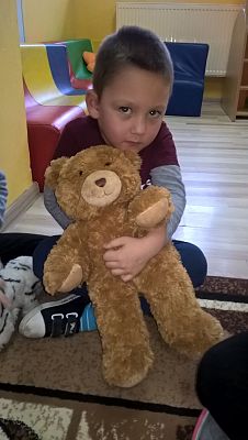 Grafika #1: Dzień Pluszowego Misia