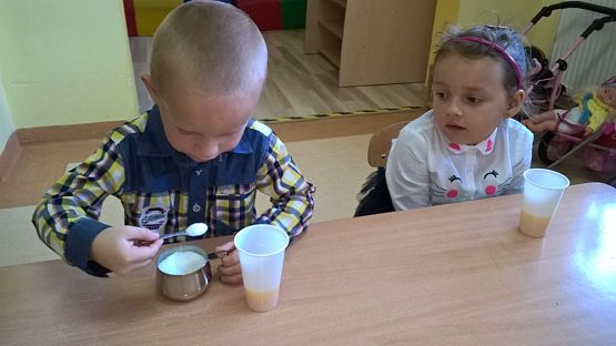 Grafika #5: Co z czego otrzymujemy?