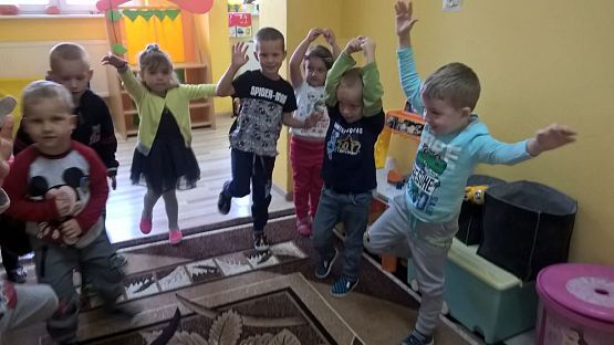 Grafika #1: Co z czego otrzymujemy?