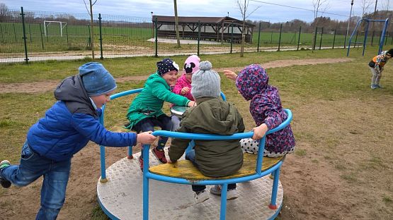 Grafika #9: Witamy wiosnę