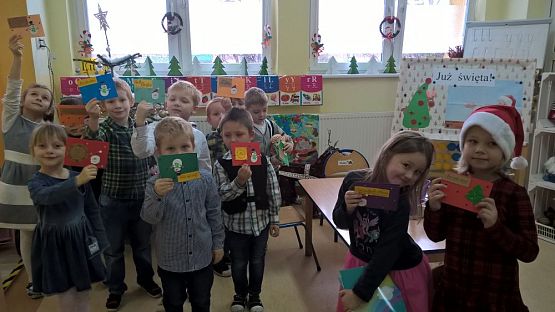 Grafika #4: Wigilijny poczęstunek w zerówce