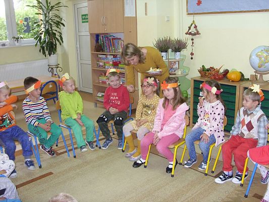 Grafika #4: Jesień zawitała do przedszkola