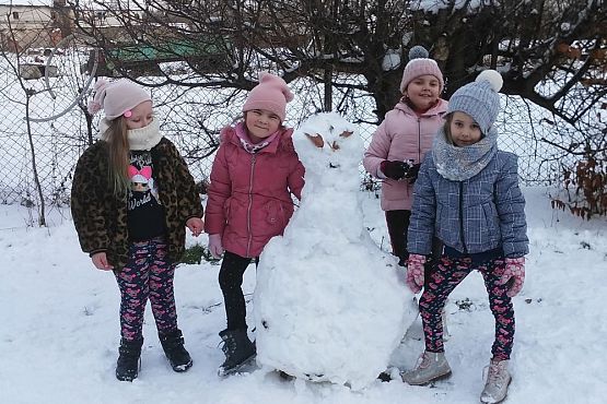 Grafika #3: Zimowe zabawy