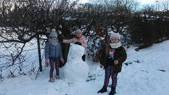 Grafika #2: Zimowe zabawy