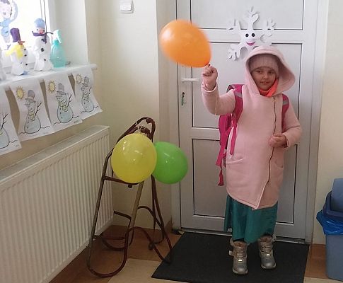 Grafika #9: "W karnawale modne bale"