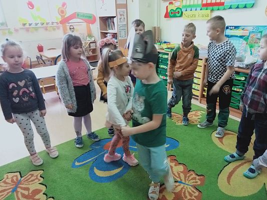 Grafika #3: W oczekiwaniu na Wielkanoc