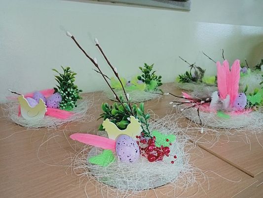 Grafika #1: W oczekiwaniu na Wielkanoc