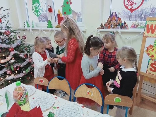 Grafika #6: Grudzień w Oddziale Przedszkolnym