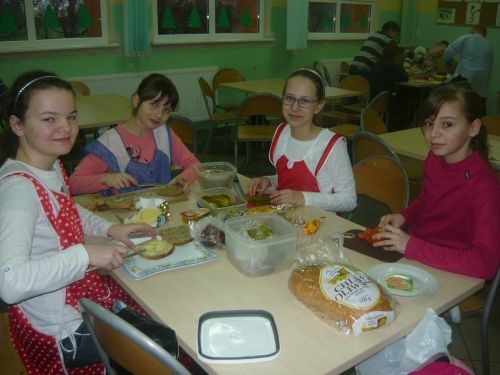 Grafika #0: Klasa piąta poznaje smak kaszubskich kanapek