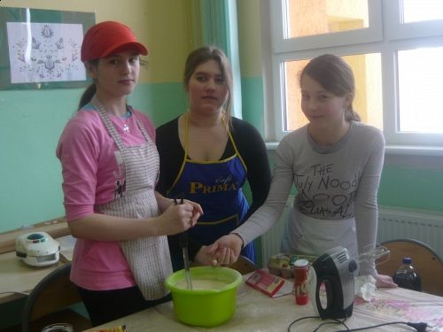 Grafika #9: Klasa czwarta i szósta piecze gofry