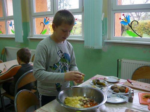 Grafika #3: Robimy sałatkę według kaszubskiego przepisu