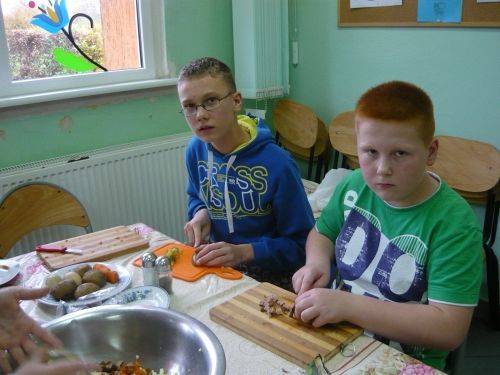 Grafika #2: Robimy sałatkę według kaszubskiego przepisu