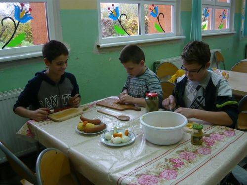 Grafika #0: Robimy sałatkę według kaszubskiego przepisu