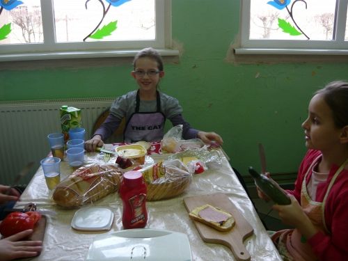 Grafika #3: Uwielbiane przez wszystkich kanapki na ciepło