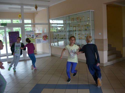 Grafika #2: Taniec ludowy na zajęciach języka kaszubskiego