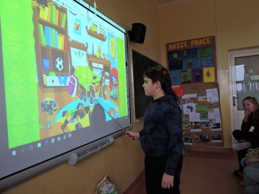 Grafika #3: Zajęcia z tablicą interaktywną