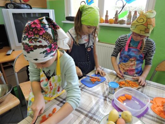 Grafika #2: Tradycyjna sałatka kaszubska