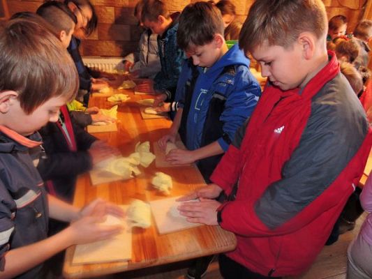 Grafika #7: Wycieczka do Doliny Jadwigi