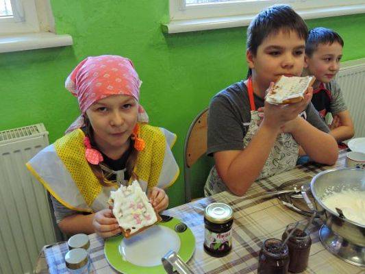 Grafika #5: Kulinarna przygoda w klasie III