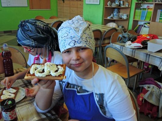 Grafika #6: Kulinarna przygoda w klasie III