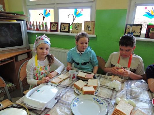 Grafika #0: Kanapki na ciepło