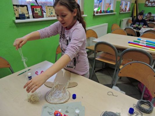 Grafika #1: Kaszubskie lalki