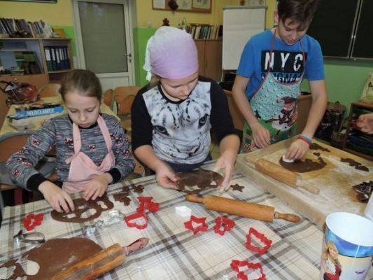 Grafika #2: Pieczemy pierniki - klasa V i VI