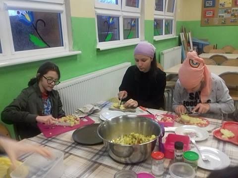 Grafika #1: Sałatka warzywna w wykonaniu klasy V i VI