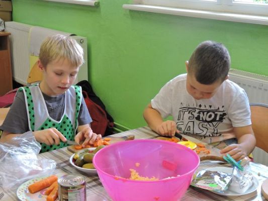 Grafika #7: Kaszubska sałatka - kl. III