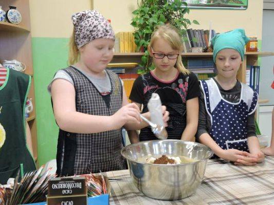 Grafika #3: Pieczemy pierniki - klasa IV