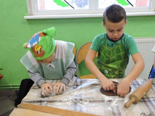 Grafika #2: Pieczemy pierniki - klasa I i II