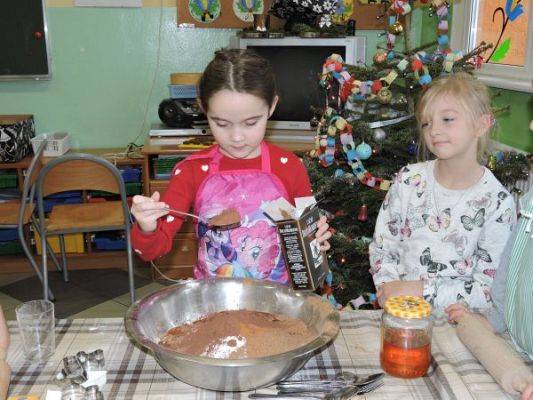 Grafika #1: Pieczemy pierniki - klasa I i II