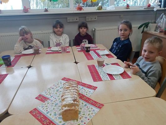 Grafika #1: Kaszubska drożdżówka - klasa 1 i 2.